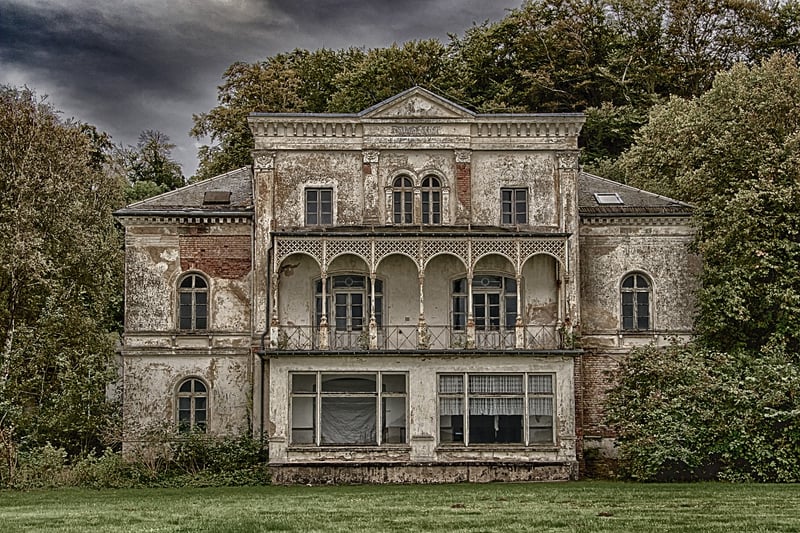 Historical Revisions Image